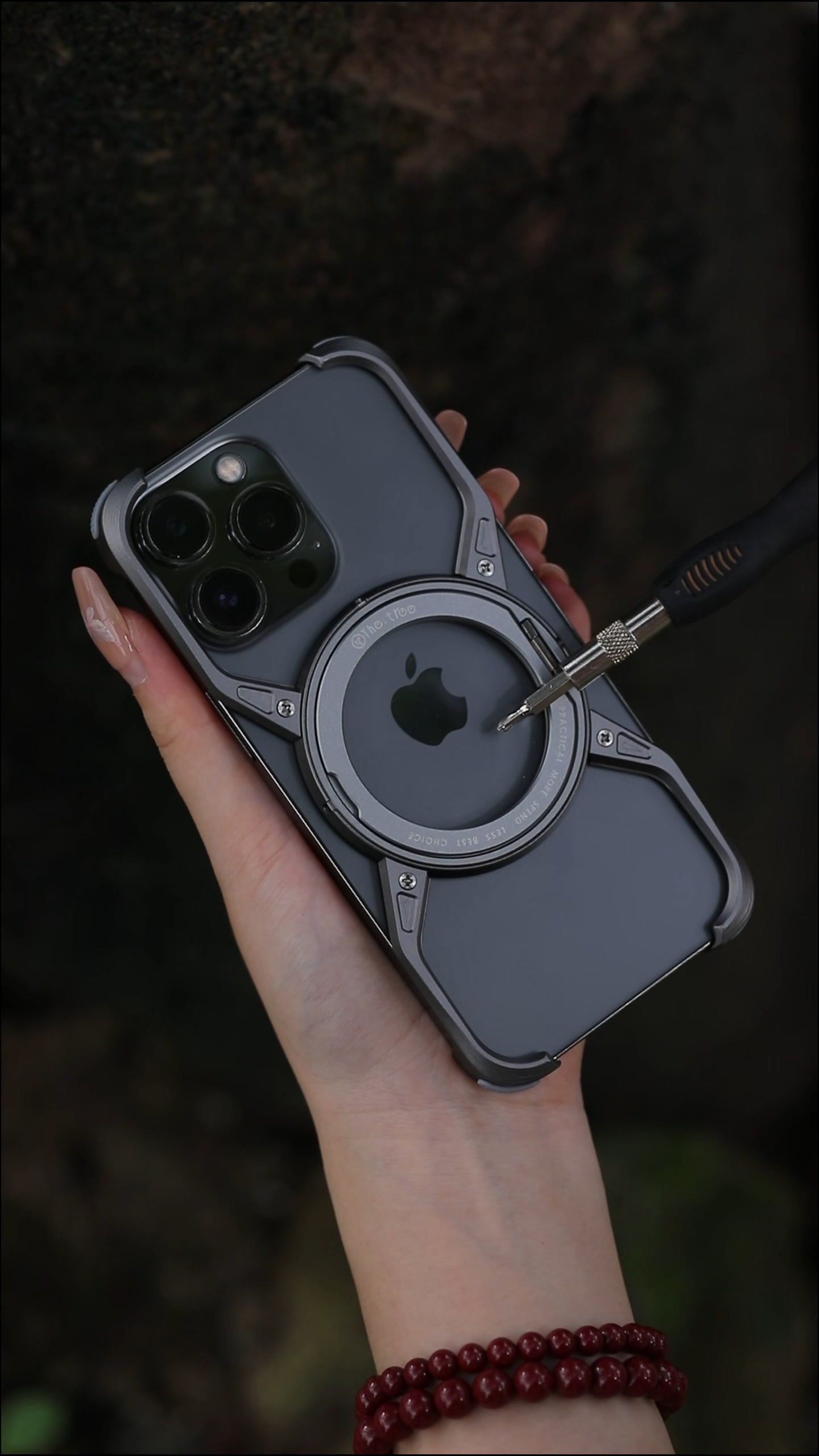 TheTree 360° Rotating Ring Stand | Strong Magnetic Adsorption | Frameless Heat Dissipation Case is suitable for Apple iPhone 15 Pro Max Aluminum Alloy